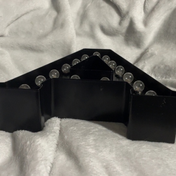 Light up letter A - Picture 3 of 3